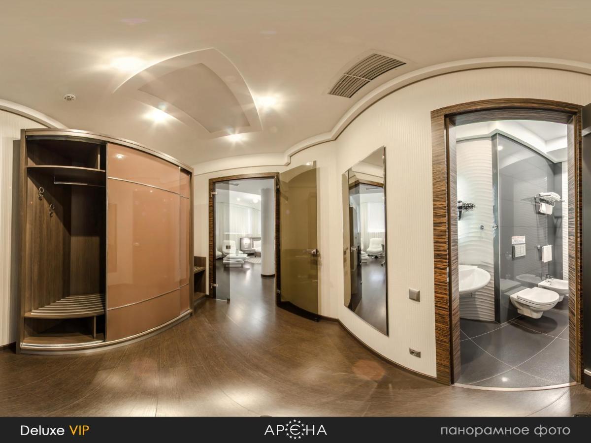 Arena Hotel Khmelʼnytsʼkyy Exterior foto