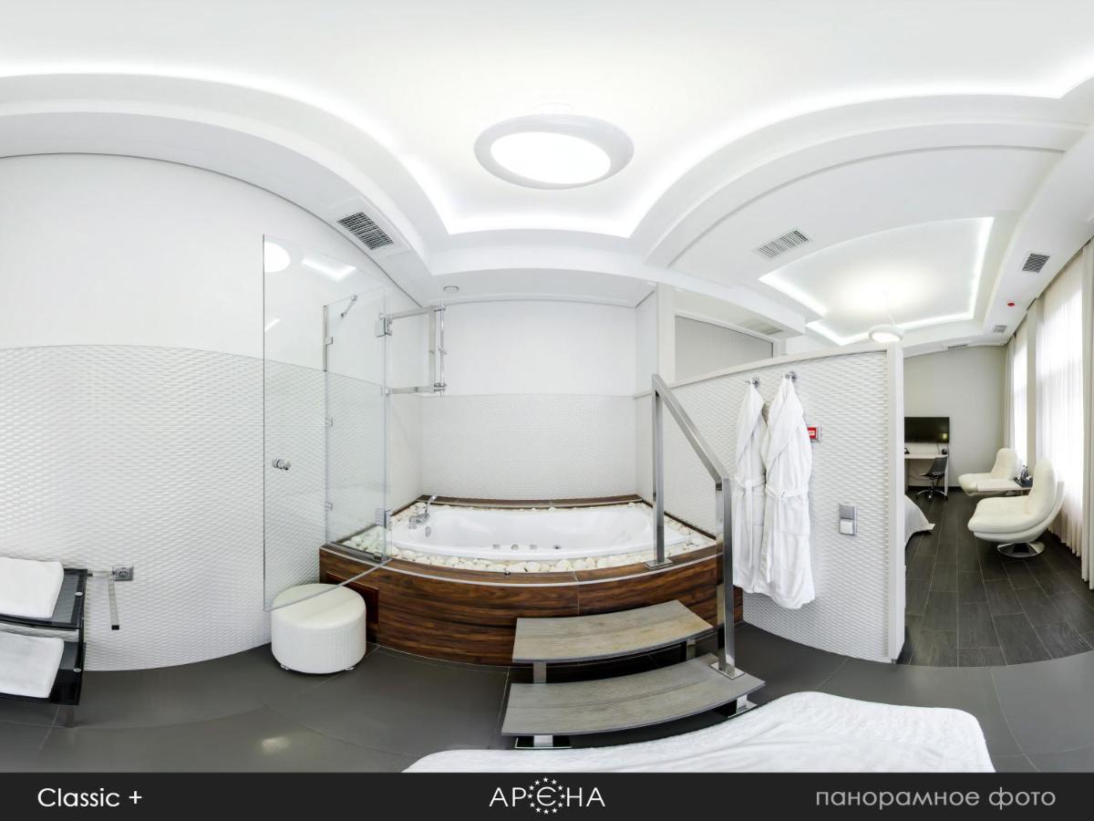 Arena Hotel Khmelʼnytsʼkyy Exterior foto